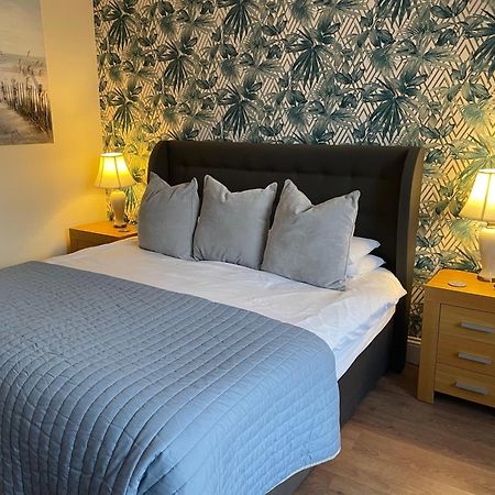 Roker Cottage, Luxury Seaside Apartment, Private Parking, Sky Tv ซันเดอร์แลนด์ ภายนอก รูปภาพ